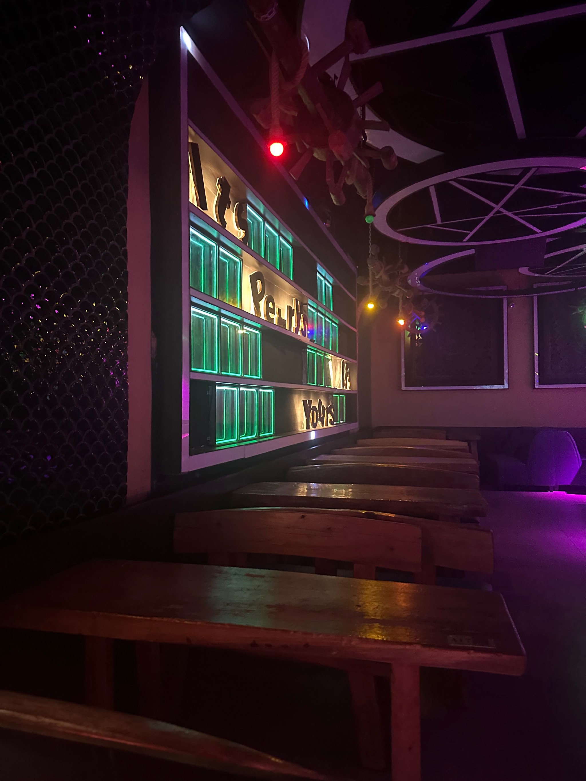 保山商务ktv订房特惠-龙陵县ktv预定